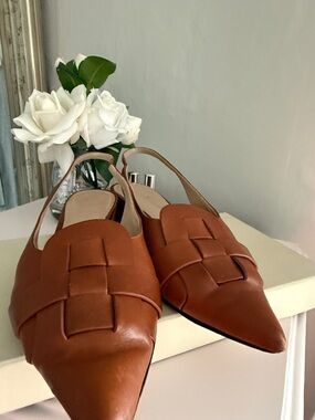 Brown Leather Woven Pointed Slingback Mules